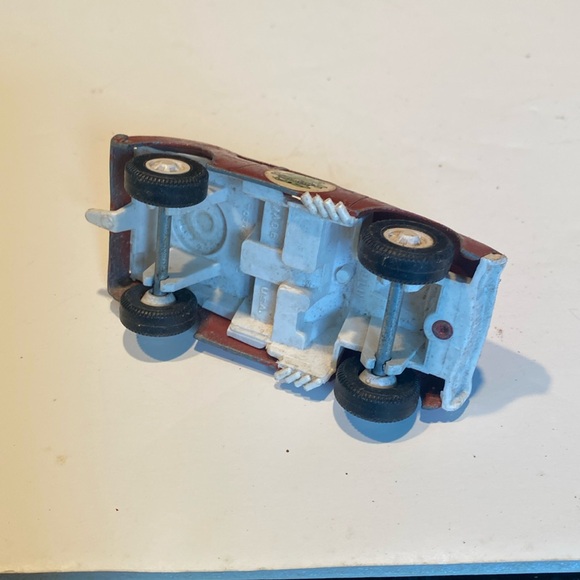 Vintage 1970s Tootsie Toy Co. Red Gremlin Station Wagon - Picture 3 of 5